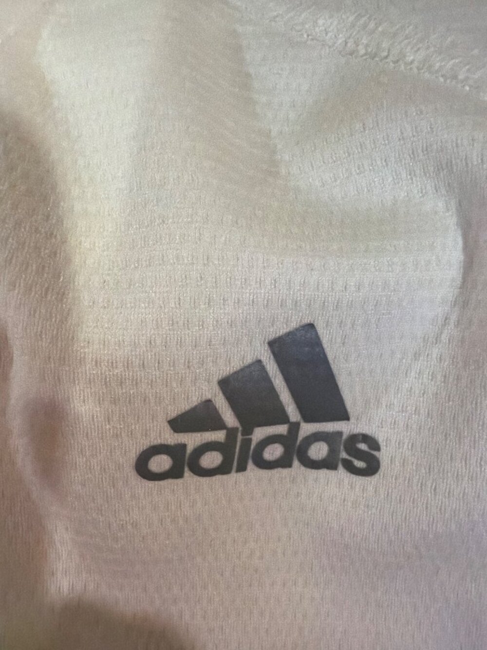 Adidas White V-Neck Short Sleeve Activewear T-Shirt Women’s Size L Polyester Spa - Picture 3 of 4